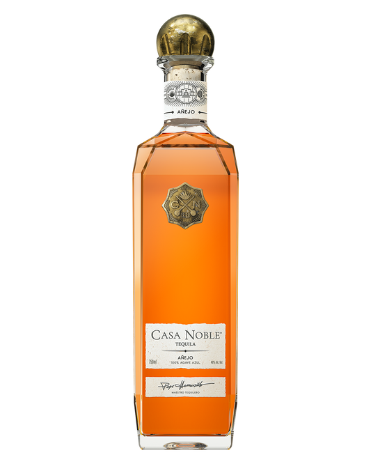 CASA NOBLE AÑEJO TEQUILA